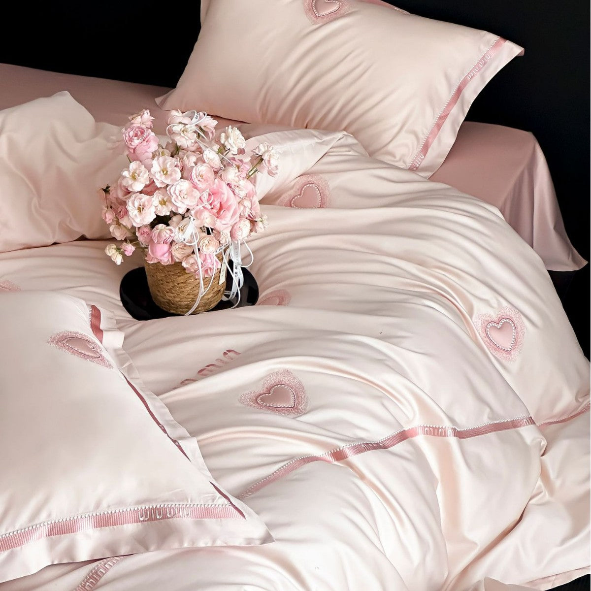 Cotton Sateen Bedding Set with Heart Appliqué and Decorative Piping