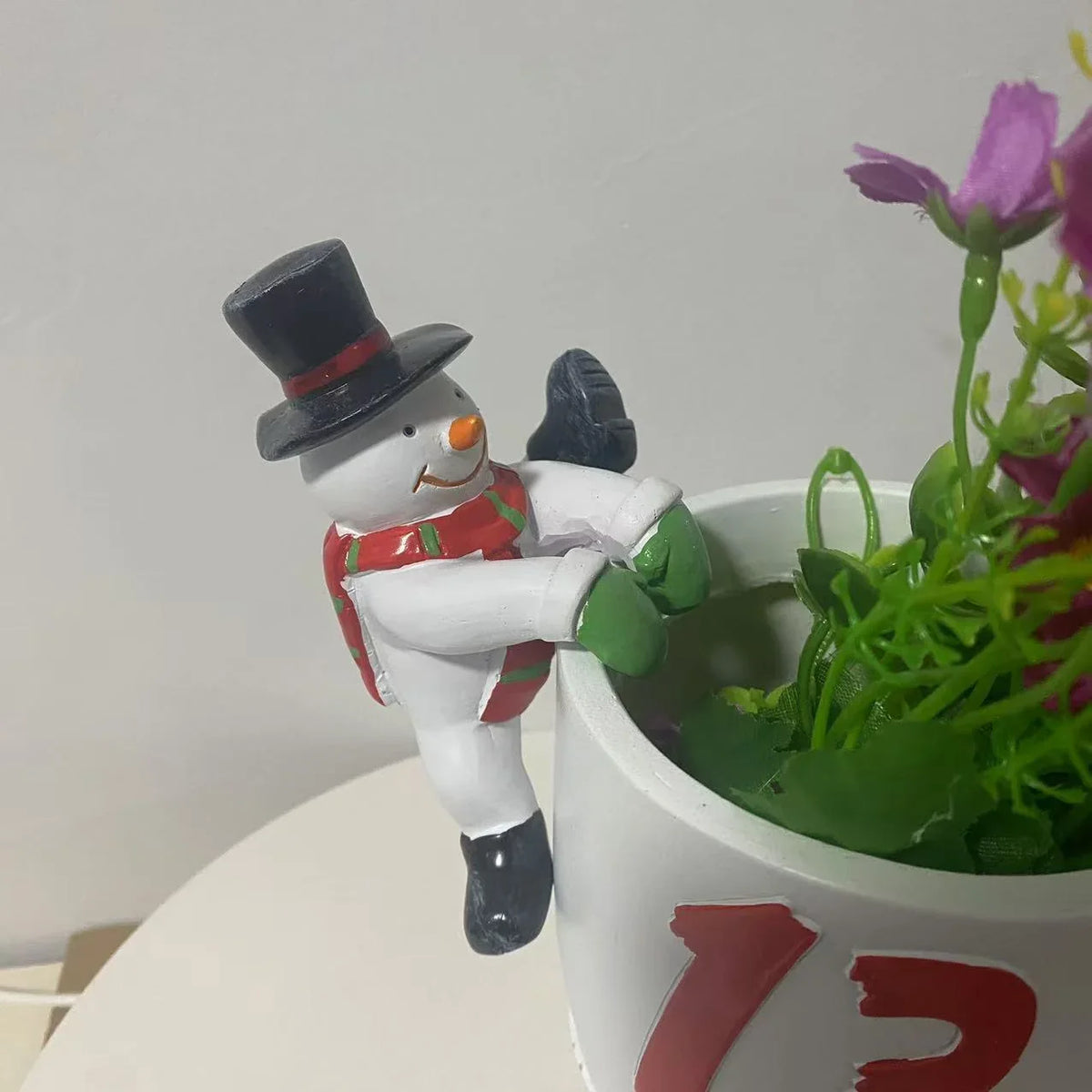 Decorative Festive Style Snowman Plant Decoration