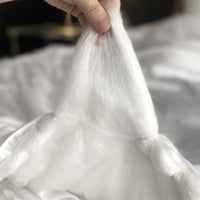 Lightweight Quilted Microfiber Blanket with Jacquard Texture and Breathable Filling