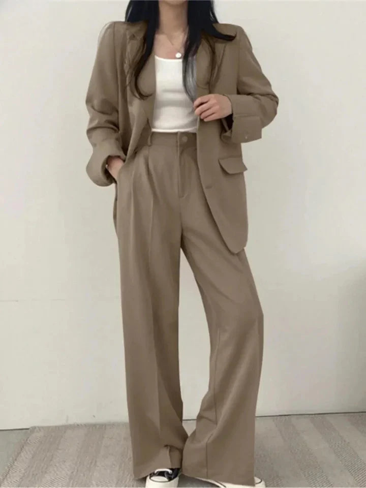 Modern Women's Suit Set