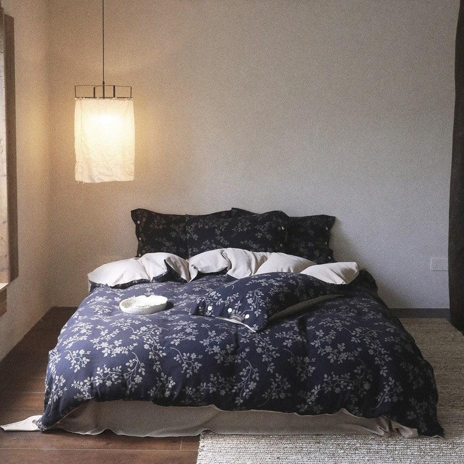 Reversible Cotton Sateen Duvet Cover Set with All-Over Botanical Print and Contrast Reverse