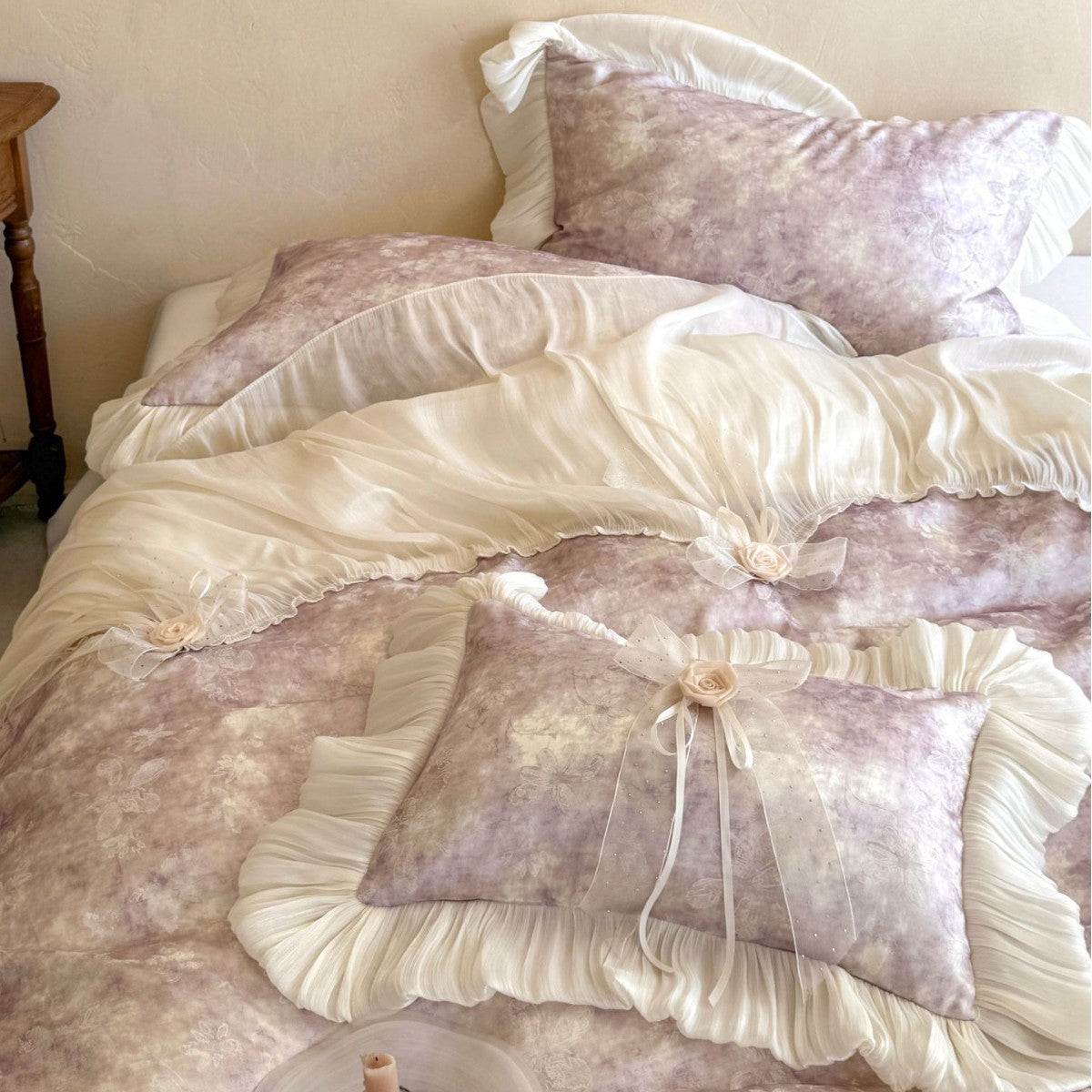 Romantic Velvet-Look Bedding Set with Ruffles and Frills